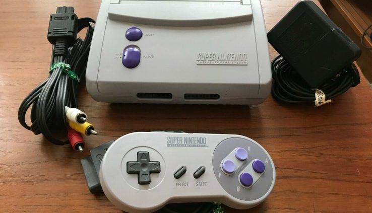 Huge Nintendo NES System Video Sport Console – Gray (SNS-001)