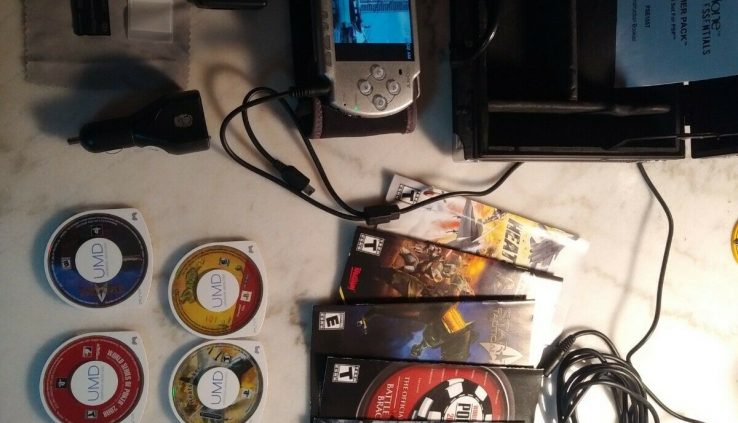 Sony PSP 2001 Silver Console Sport System , games and charger