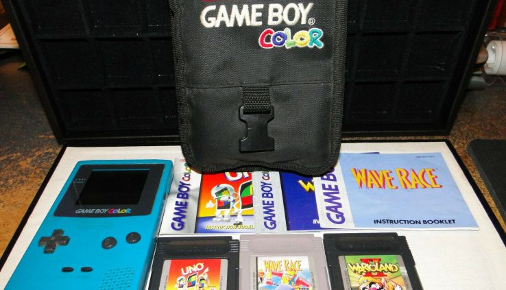 NINTENDO GAME BOY COLOR VIDEO GAME BUNDLE W/ 3 GAMES AS PICTURED WORKS GREAT
