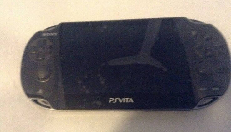 PS Vita – Dim- Japanese Version – PCH-1000 – Wifi – 4 GB Memory Card.