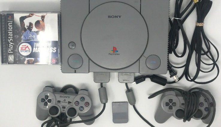 Sony Playstation1 PS1 Console W/ 6 GAMES AUTHENTIC Controllers