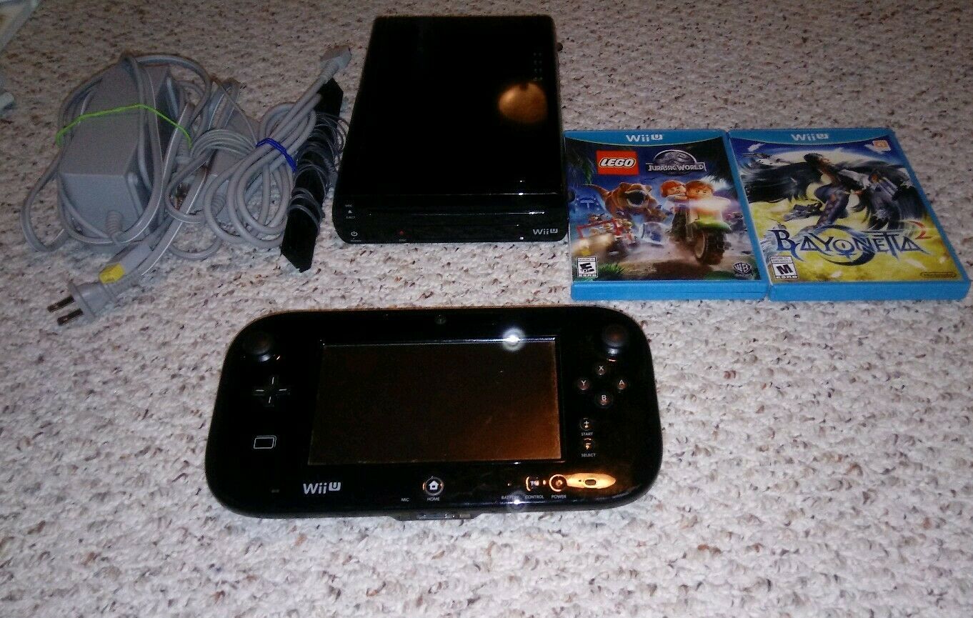 Nintendo Wii U Deluxe 32GB Dark Console Lot w/ Games Gadget Bundle