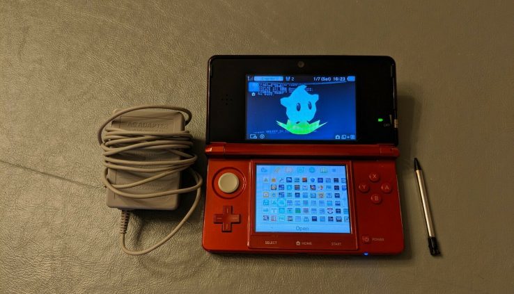 Modded 3ds with 7000+ Games, Stylus, and Charger