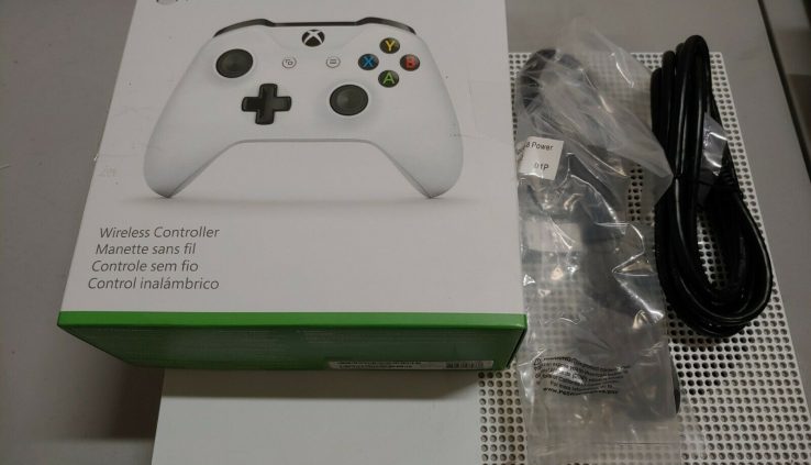 Microsoft Xbox One S 1681 500GB Console + Equipment, White XboxOne S