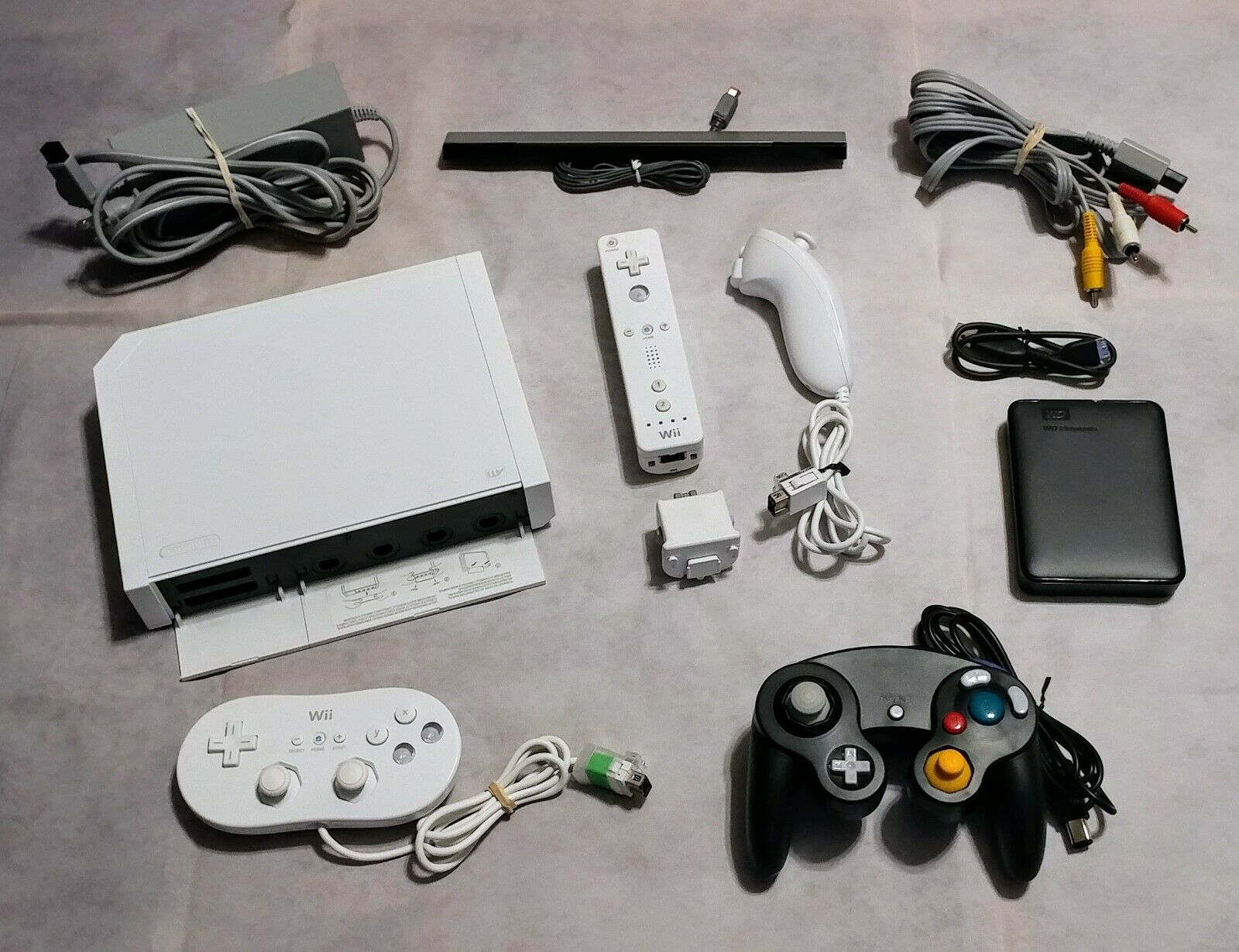 Nintendo Wii MODDED BUNDLE 2TB Exhausting Pressure + Controllers