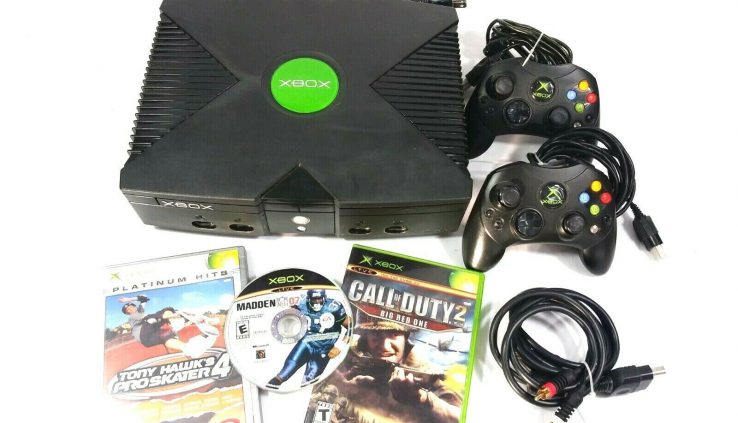 Xbox Console W/ 2 Controllers and multiple games games A10