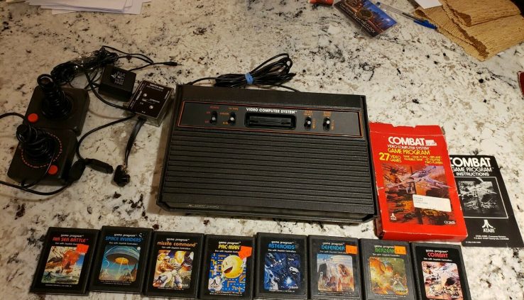 Atari 2600 Video Sport Console total+Wrestle/Berzerker/Defender/Asteroids 4 mor