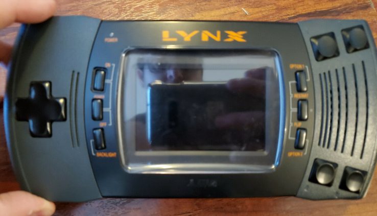 Vtg Atari Lynx Hand Held Game Console