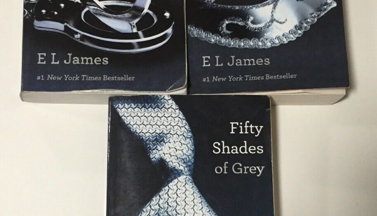 FIFTY 50 SHADES OF GREY BOOK TRILOGY SET
