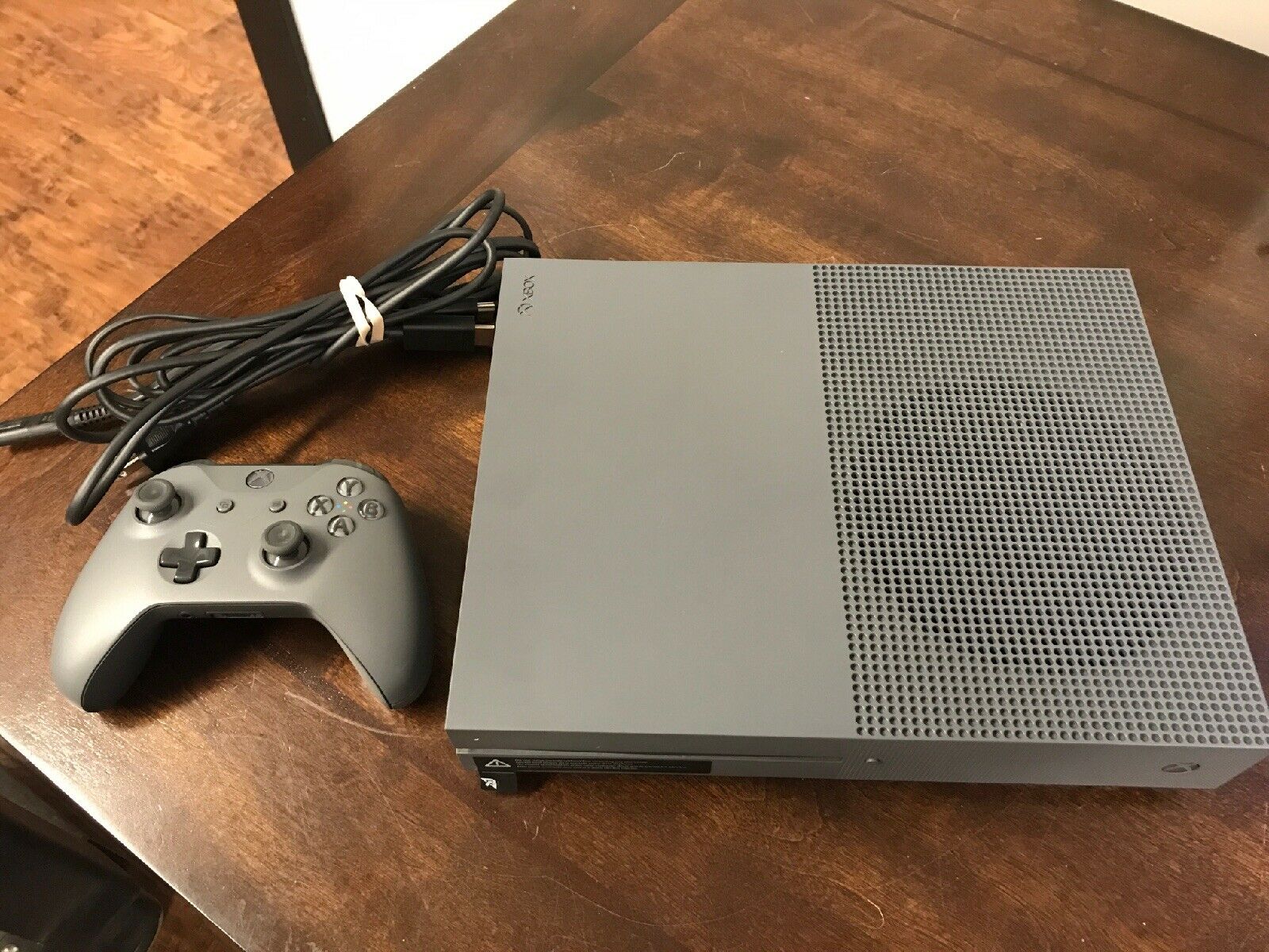 Xbox One S 500GB Storm Gray Console 1681 w/ matching controller