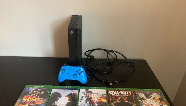 Xbox One X 1TB Black House Console Bundle (Blue Controller & Games Integrated)