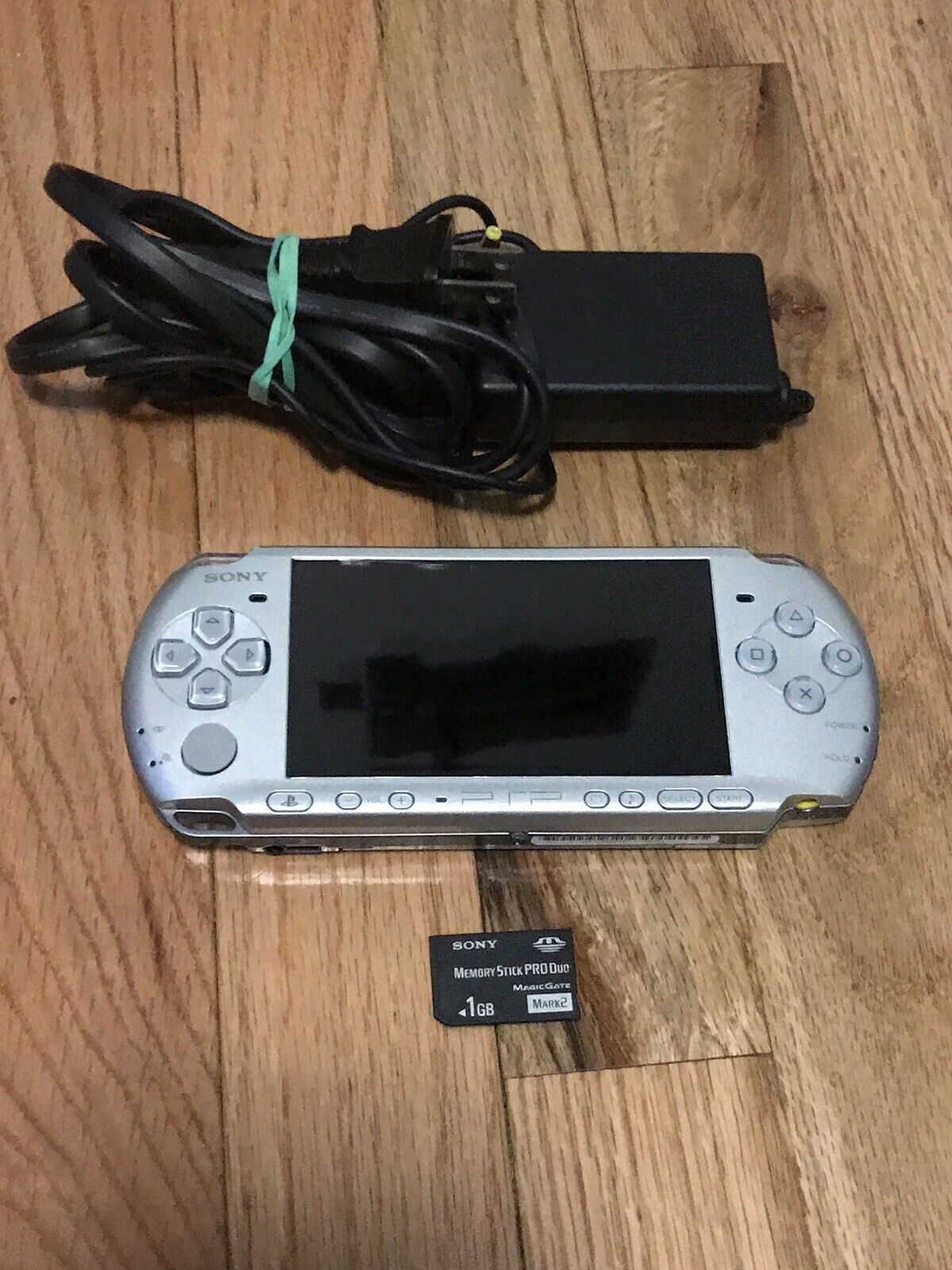 Sony PSP3001 Silver With Charger TESTED WORKING psp3001 psportable