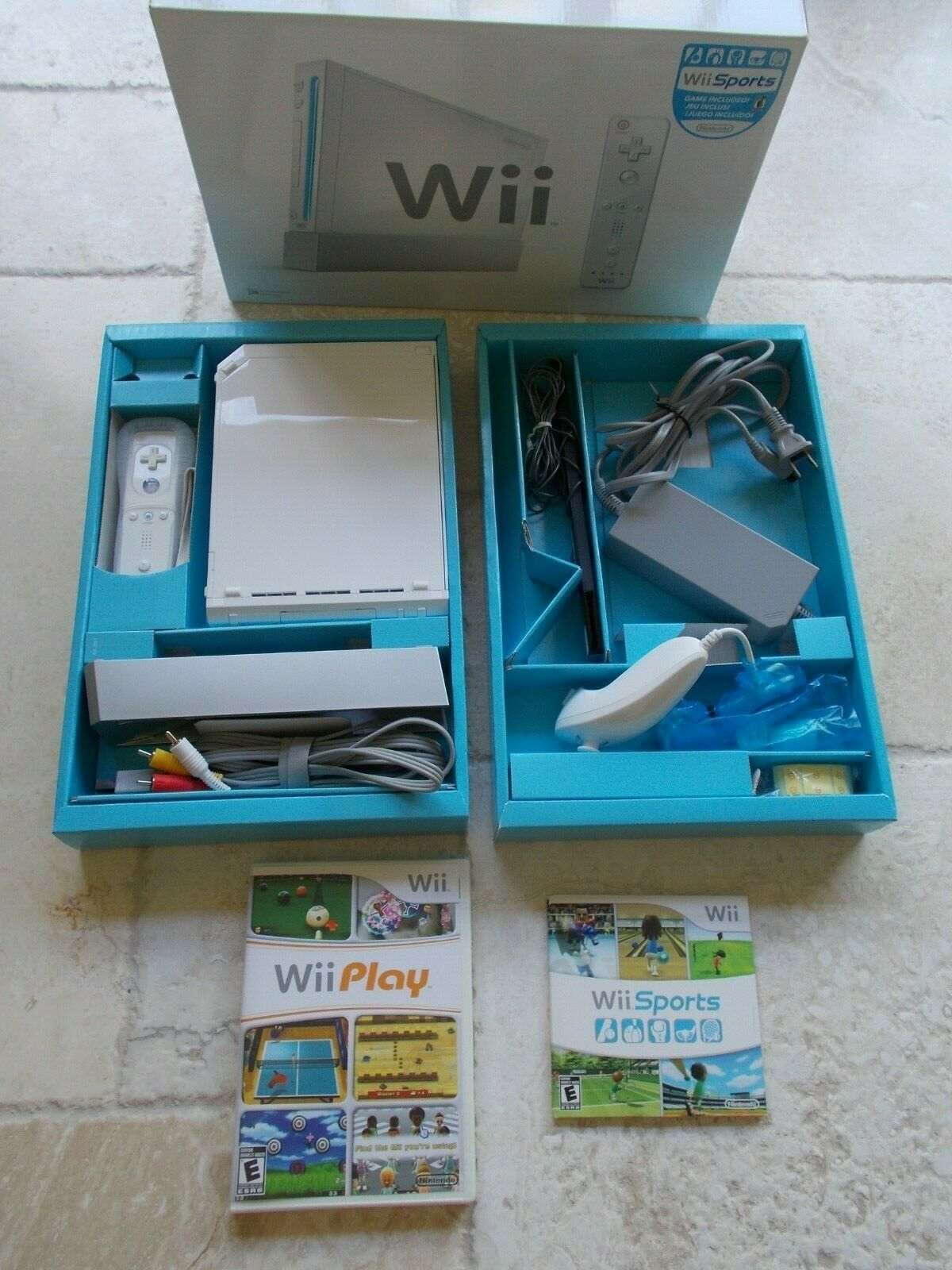 Nintendo Wii White Console RVL-001 Bundle with Accessories and 2 Video ...