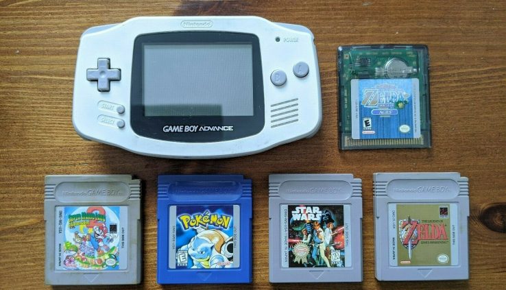 Nintendo Game Boy Contain 5 Video games (Pokémon, Megastar Wars, Zelda, Mario) TESTED