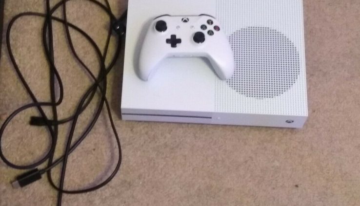 Microsoft Xbox One S 1TB Console – White with controller and cords