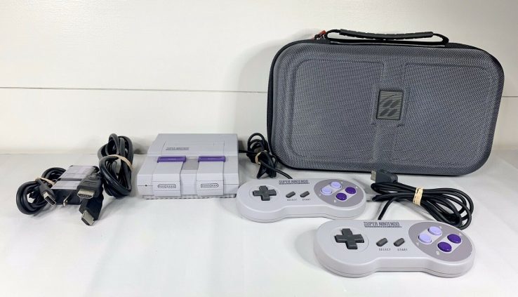 Immense Nintendo Leisure System: SNES Classic Edition with Case