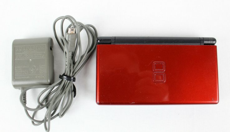 Nintendo DS Lite Model USG-001 Red w/ Charger
