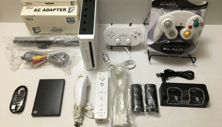 Soft Modded Wii w/ 1TB HDD 5600+ Video games ***Must scrutinize*** Free Priority Shipping!!!