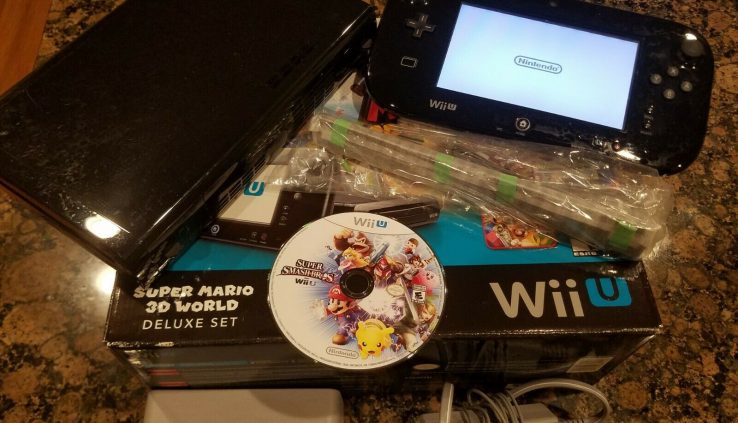 Nintendo Wii U Big Mario 3D World Deluxe Location 32GB Console with Smash Wii U