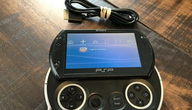 Sony PSP fling 16GB Piano Dim Handheld Console