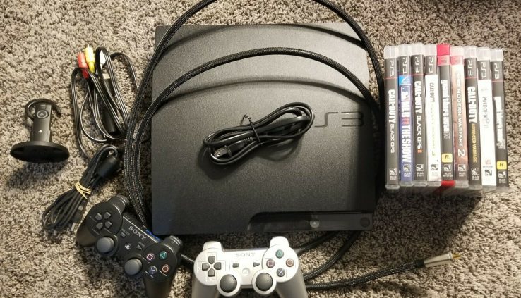 Sony PlayStation 3 Slim 160GB Console – BUNDLE     CECH-3001A