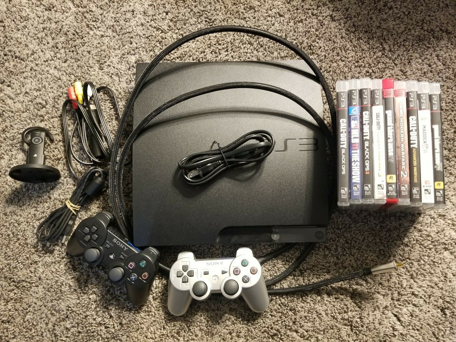 Sony PlayStation 3 Slim 160GB Console BUNDLE CECH3001A