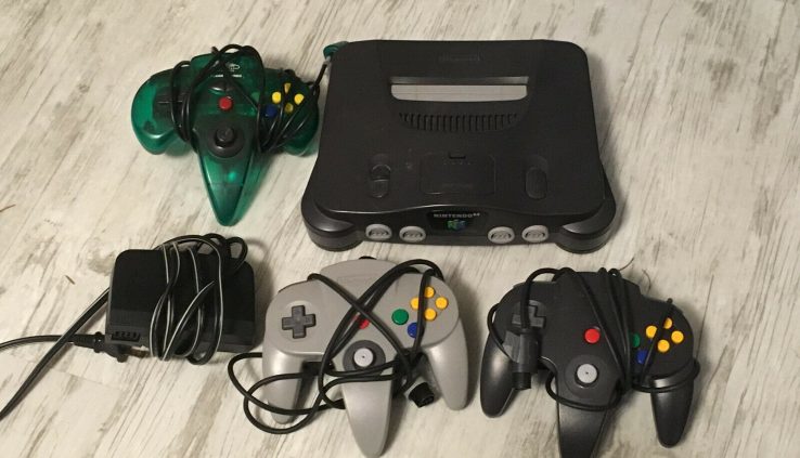 Murky Nintendo 64 N64 CONSOLE  3 Controllers Energy Cord No Video Cord Examined