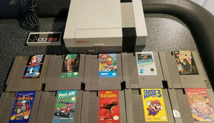 NES Nintendo Console Bundle Lot NICE GAMES! ORIGINAL PIN! WORKS PERFECTLY! R606