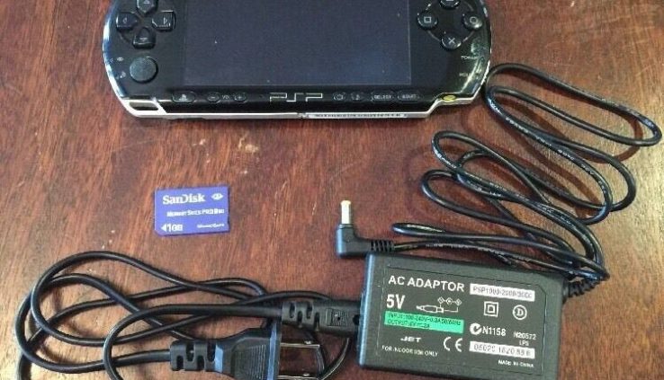 (QL) Sony PSP 3000 3001 Machine w/ Charger & Memory Card Bundle TESTED WORKS