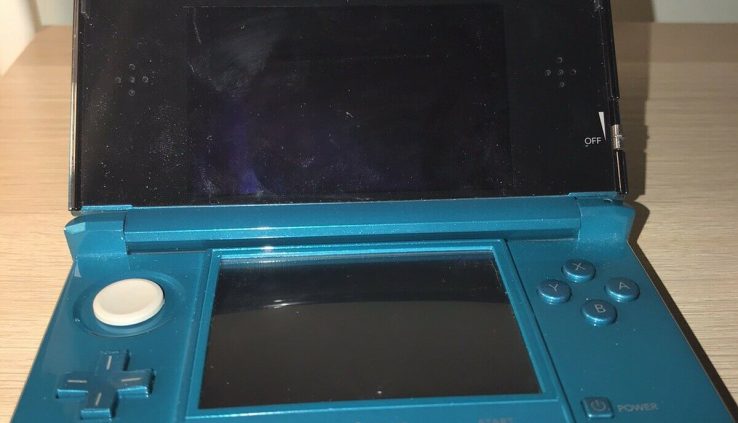 Nintendo 3DS Aqua Blue with chargers, manual and games