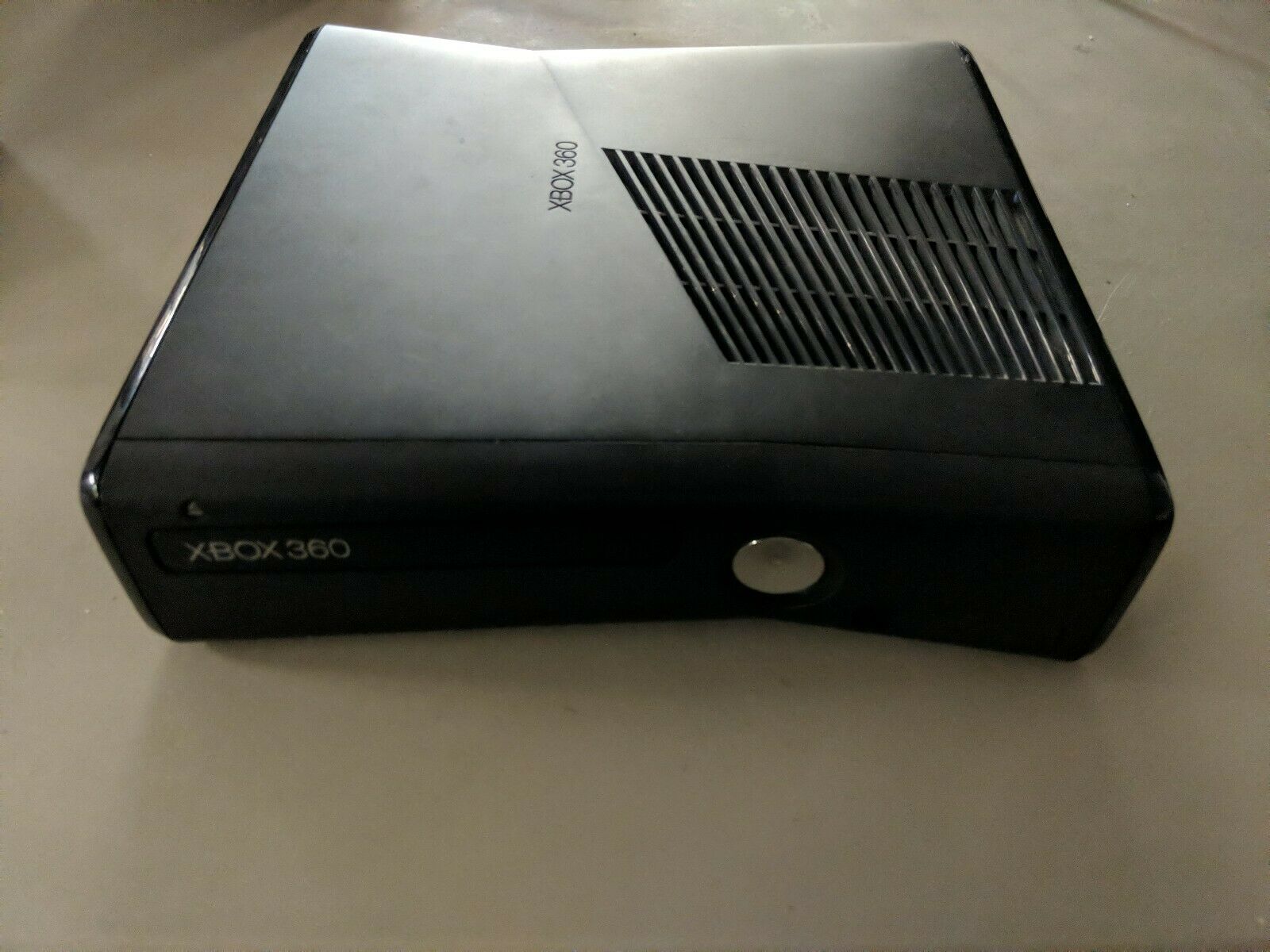 Microsoft Xbox 360 Slim Replacement Console Supreme No HD Examined