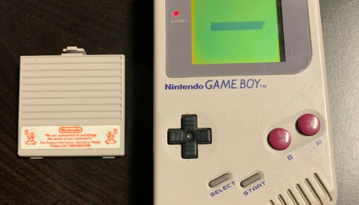 Nintendo Game Boy DMG Grey Handheld Machine (refurbished)