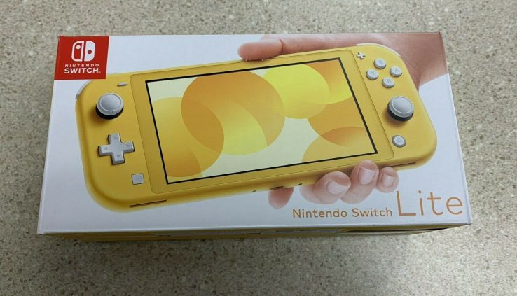 Yellow Nintendo Switch Lite – NEW OPEN BOX – FREE SHIPPING