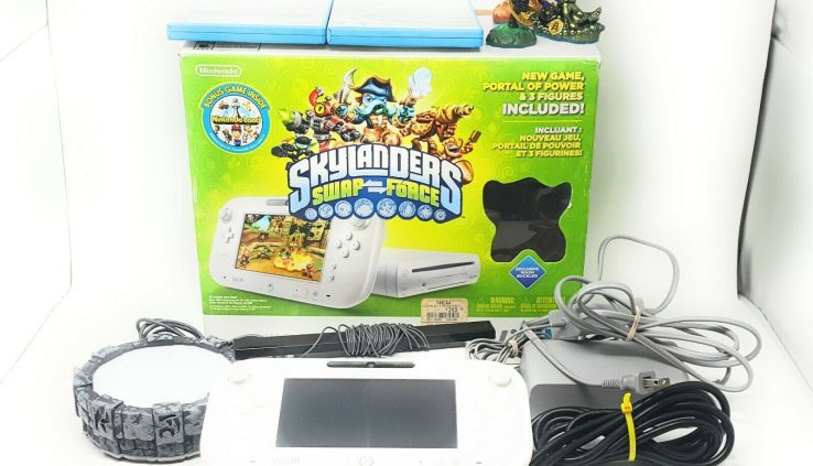 Nintendo Wii U Skylanders Swap Power Starter Pack 8GB White Handheld Machine Lot