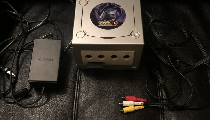 Restricted Edition Pokemon XD Nintendo Gamecube Console Silver Platinum Edition