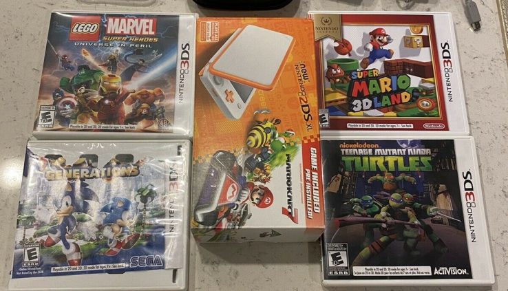 Nintendo 2DS XL Mario Kart 7 Console Bundle – Orange/White + 4 Extra Games! Mint!