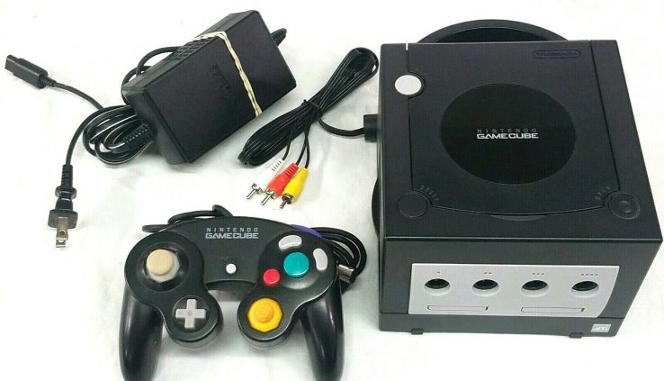 Nintendo GameCube Console Machine Total With Controller and Cords. Examined !