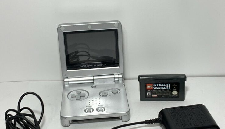 Nintendo GameBoy Advance SP Platinum Silver AGS-001 Handheld Sport Procedure Console