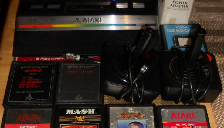 Atari 2600 Jr. Version w/2AControllers,RFU+PowerSupply+,8Games+, TESTED! NICE!