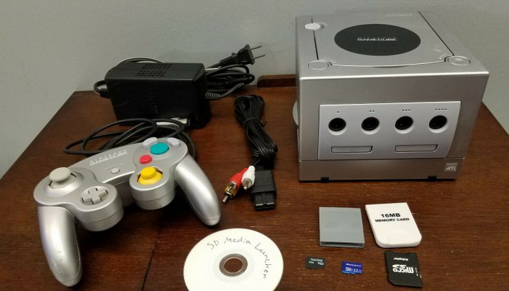 Silver-Platinum Modded GameCube: Xeno, GeckoSD / Performs Games off Micro SD Burned