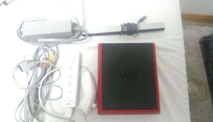 Nintendo Wii Mini Purple Console