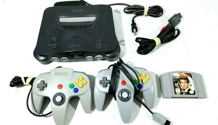 Entire Nintendo 64 Console GoldenEye 007 + 2 Usual Controllers N64