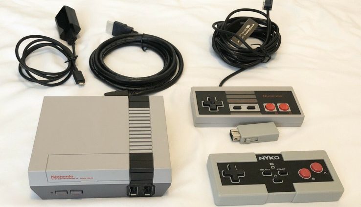 Mighty Nintendo Classic NES Mini Sport Console + Wi-fi Controller + HDMI