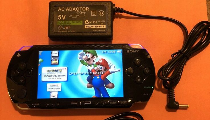 PSP-1001 w/Memory 32GB , Battery & Charger
