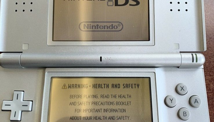Nintendo DS Lite Open Version Silver Handheld System