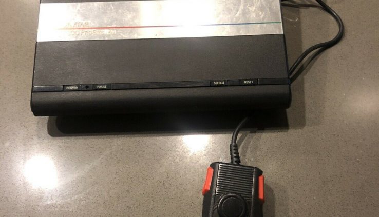 atari 7800 console and Games