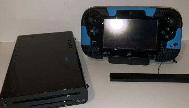 Nintendo Wii U 32GB Console TESTED and WORKING