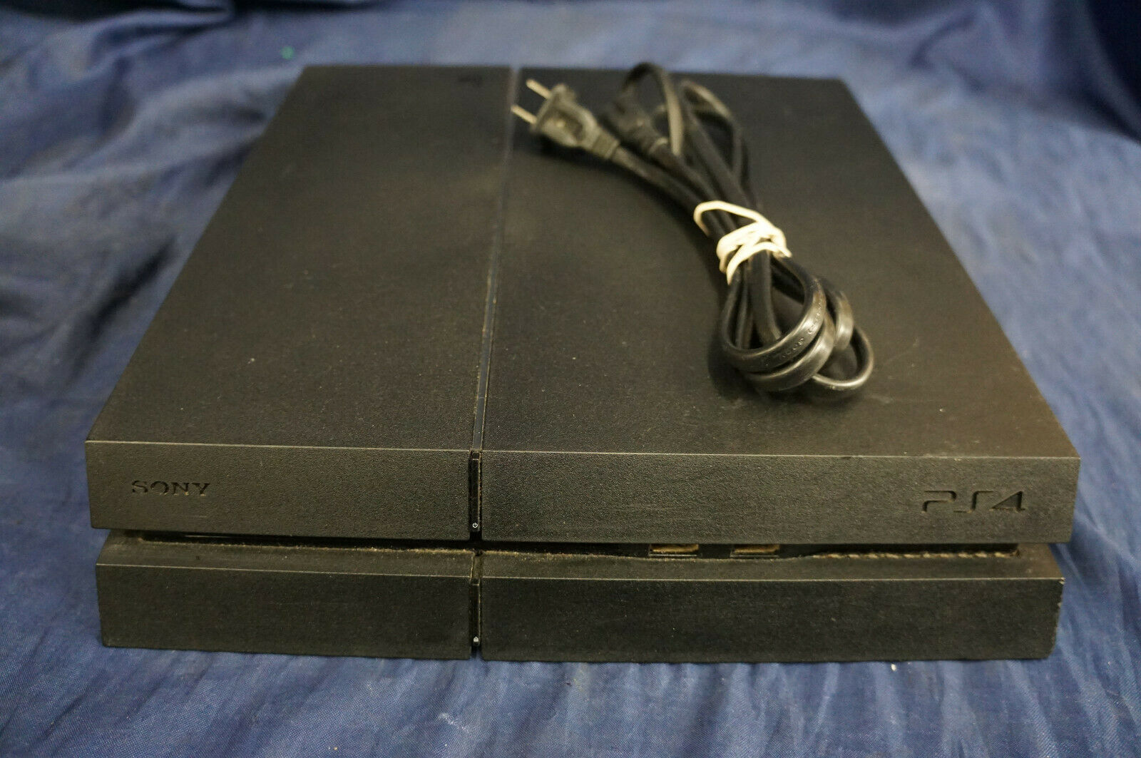 sony playstation 4 cuh 2216a