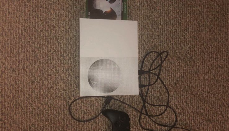  xbox one s 1tb feeble very staunch situation comes with 2 remotes and 1 game halo 5