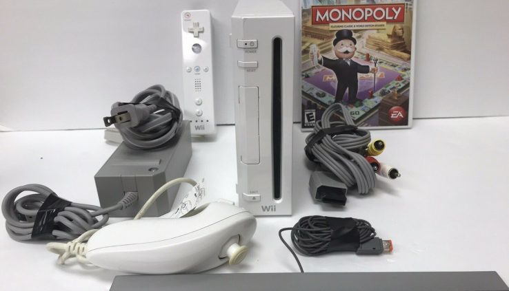 Nintendo Wii White Console RVL-001 Game Dice neatly matched Bundle + Monopoly